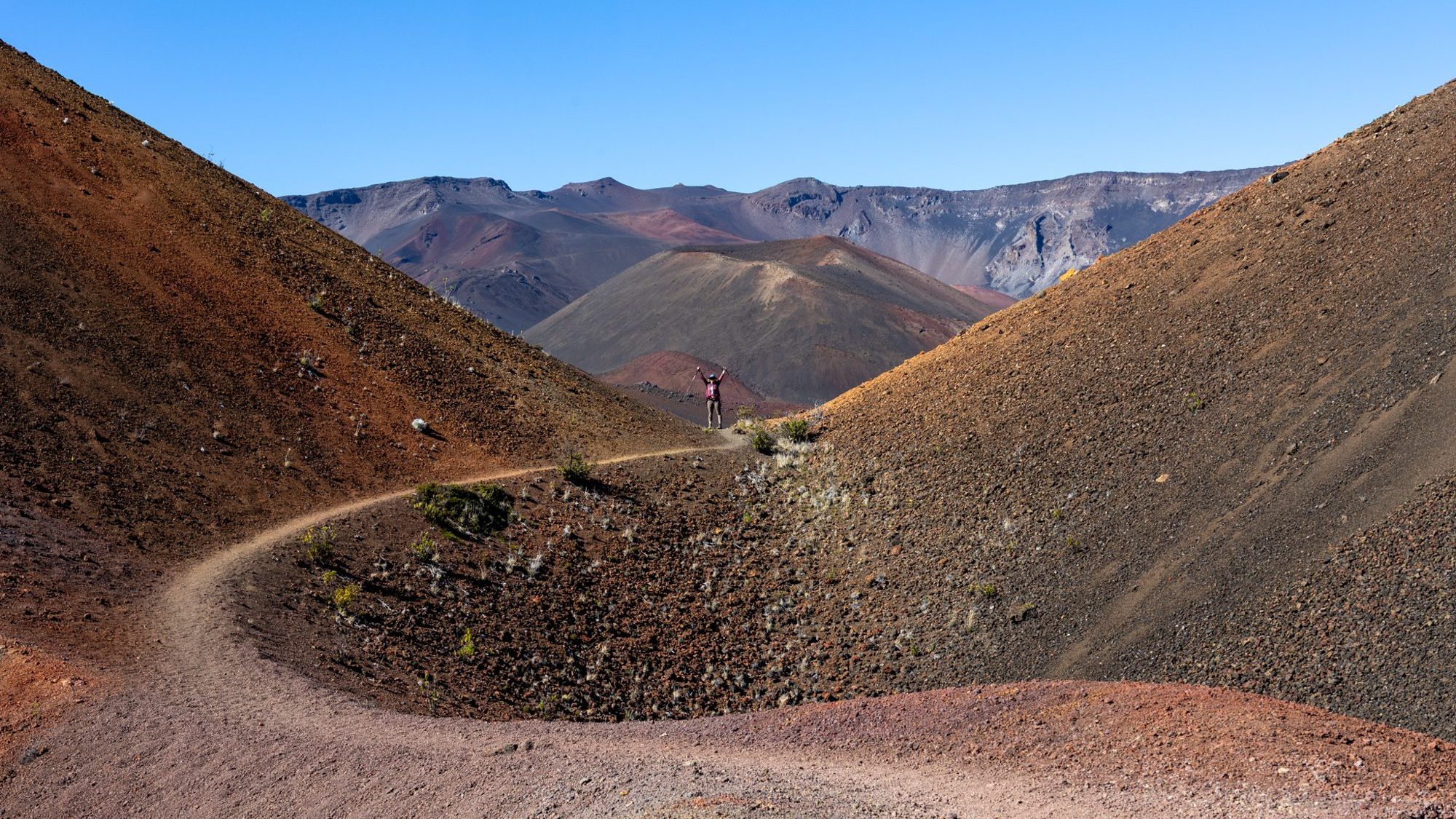 Haleakalā National Park Guide: Sunrise, Day Hike and Backpacking (Permits, Routes and Packing)